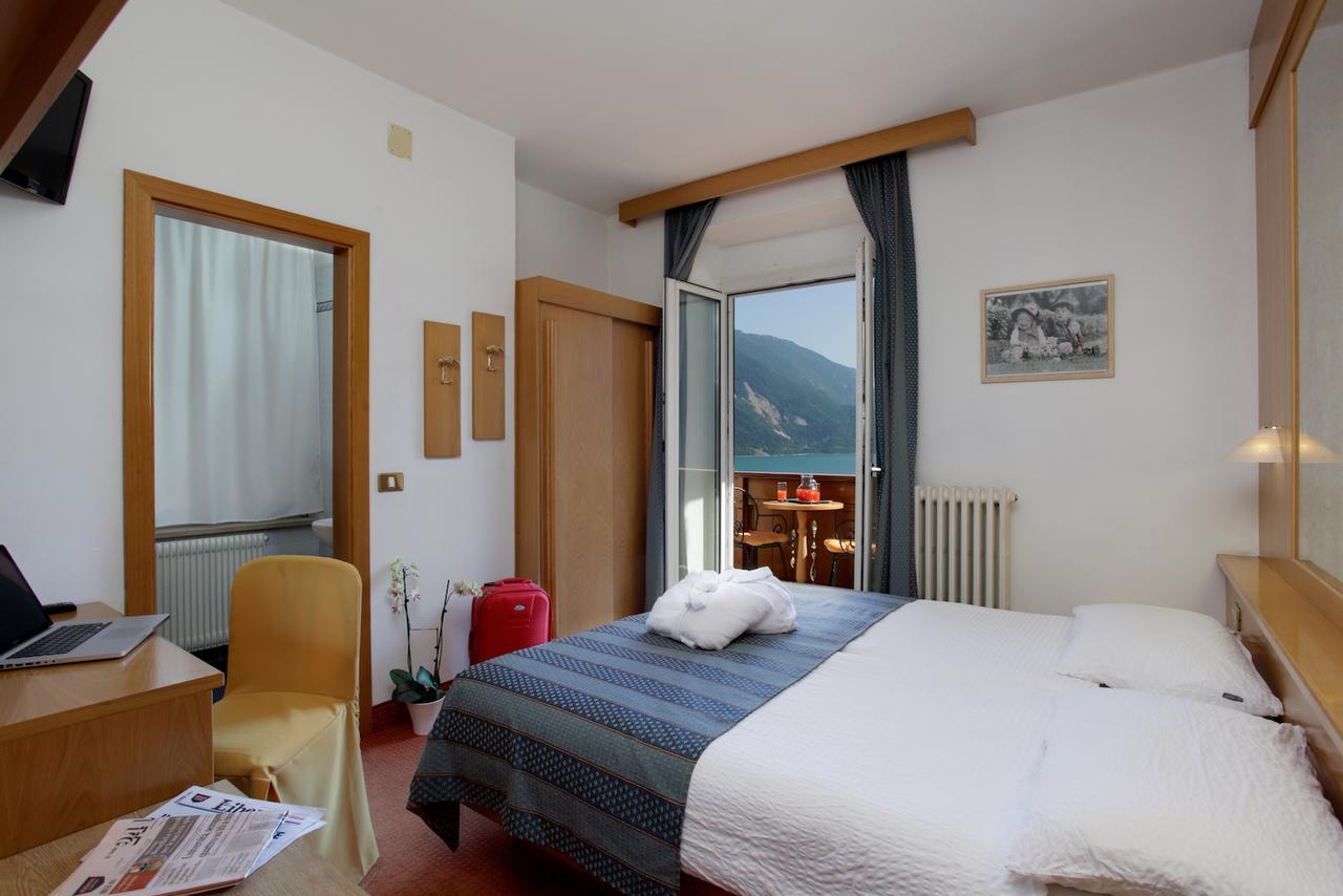 Hotel Olympia Molveno Zewnętrze zdjęcie